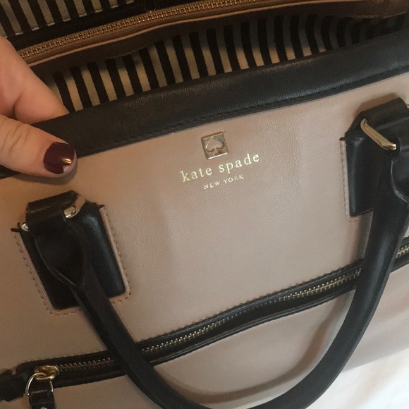 KATE SPADE Handbag. - Picture 4 of 8